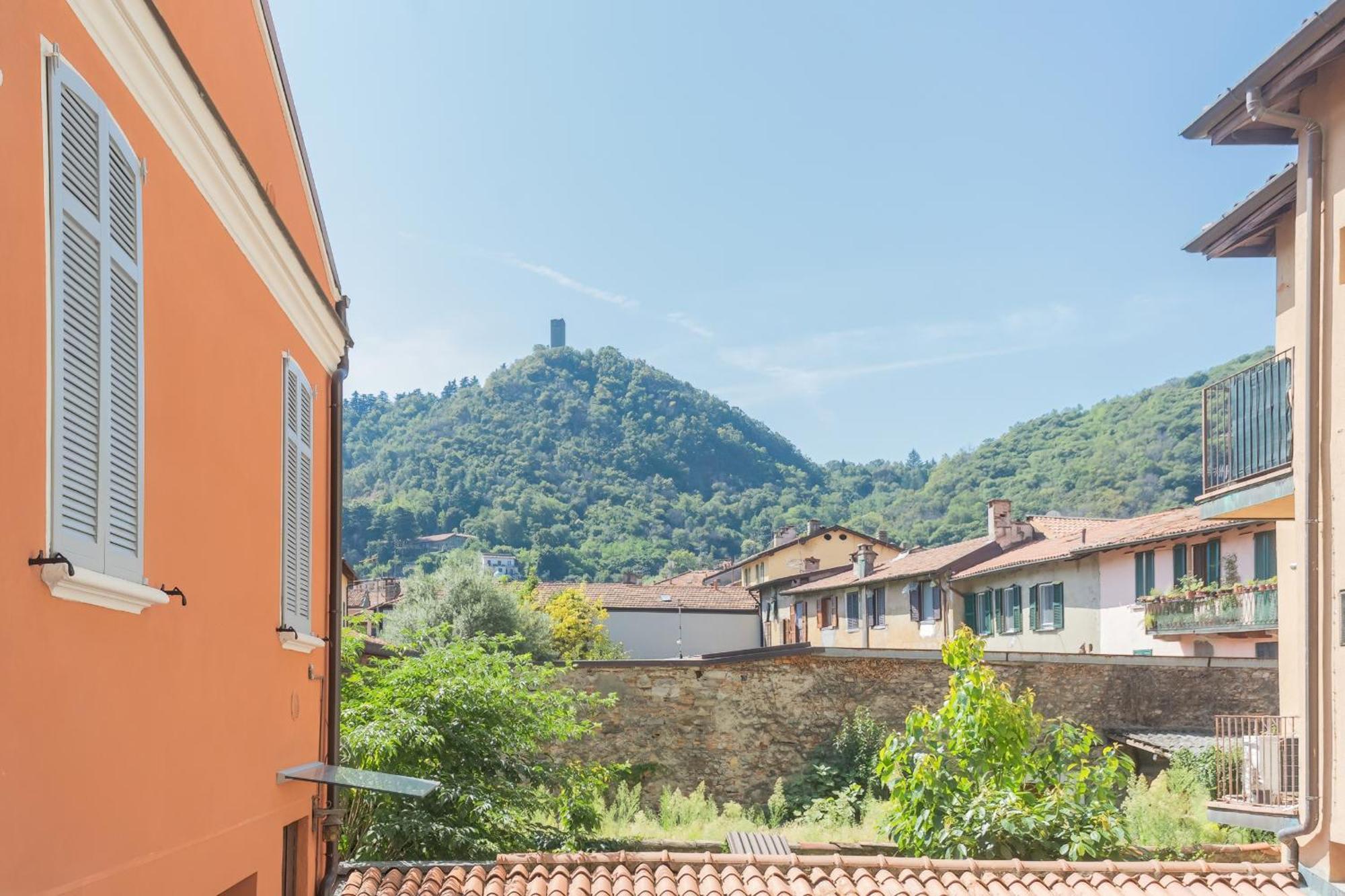 Manaraquattro - Apartament In Como Near The Center With Free Parking - Lake Como Eksteriør bilde